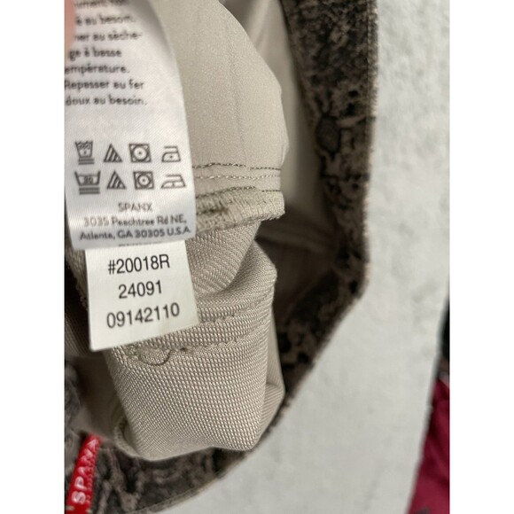 Spanx Women’s Small Jean-ish Ankle Leggings Taupe Snake Skin Tummy Control - Picture 6 of 11